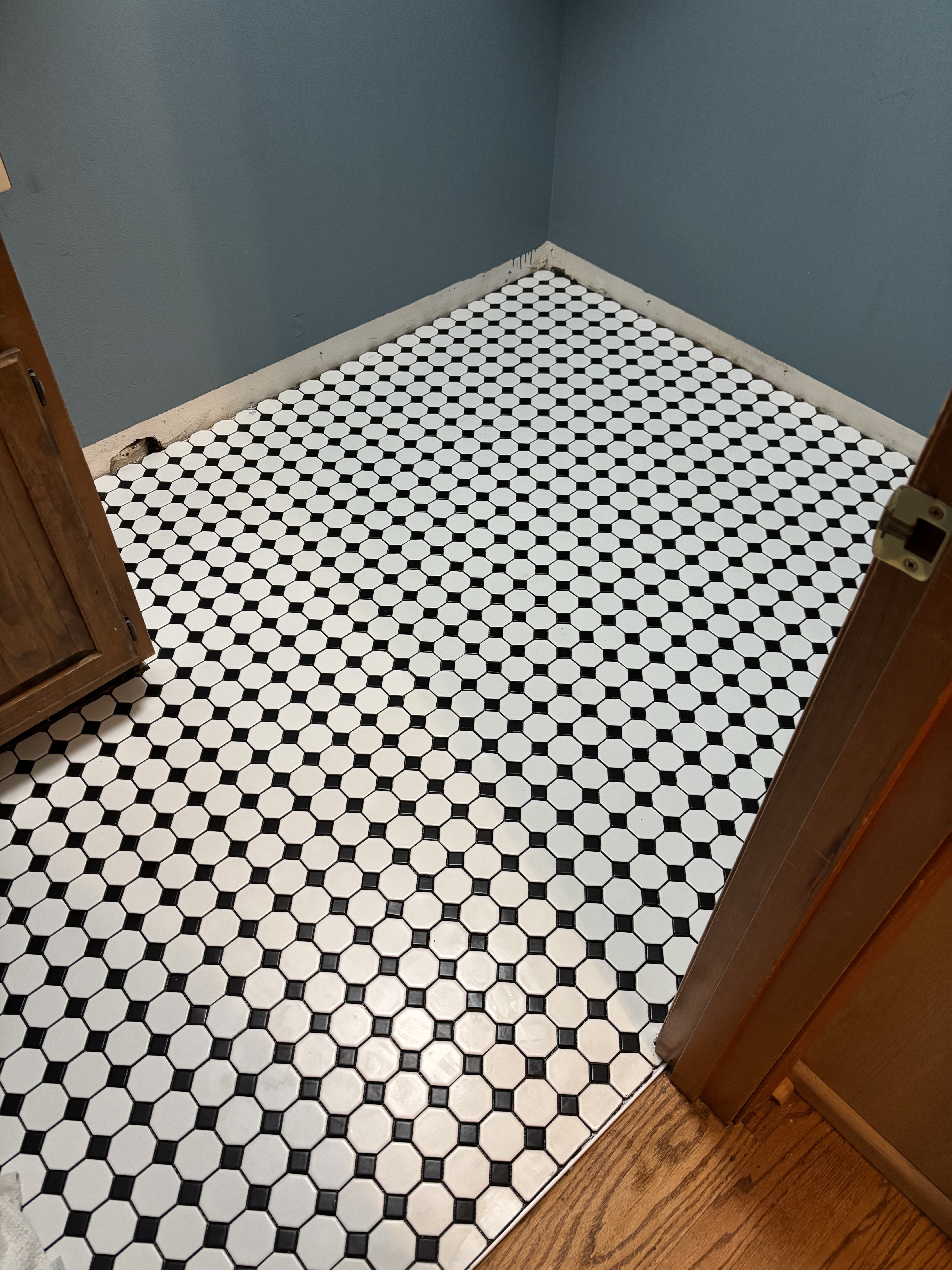 Hexagonal tile floor